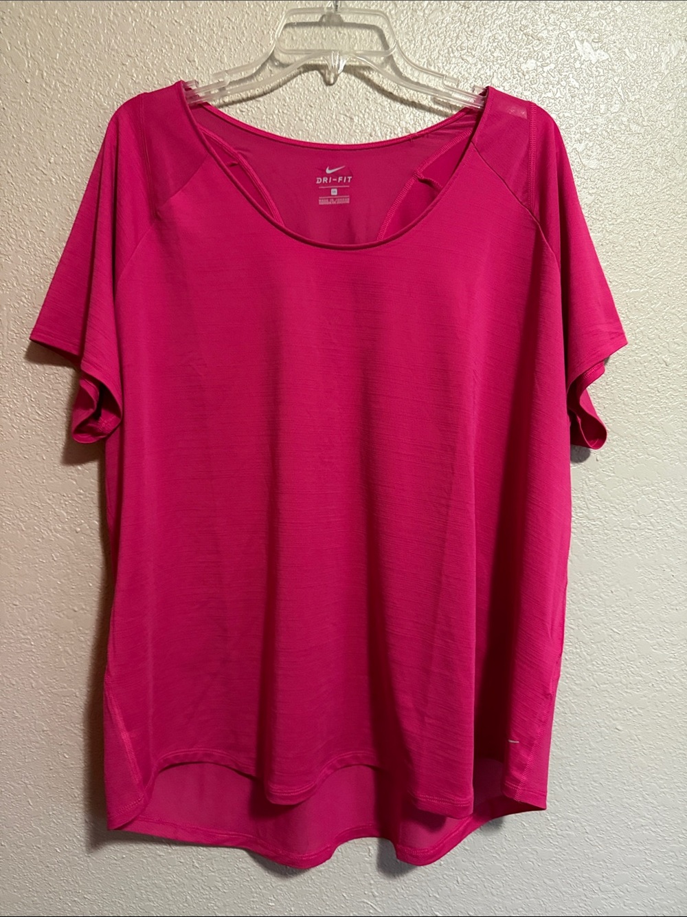 Nike Women's Bright Pink Short Sleeve Dri-FIT Tee 2X